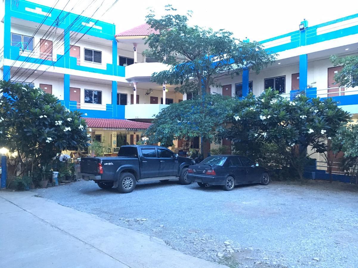 99 Inn Hotel Pakchong Bagian luar foto